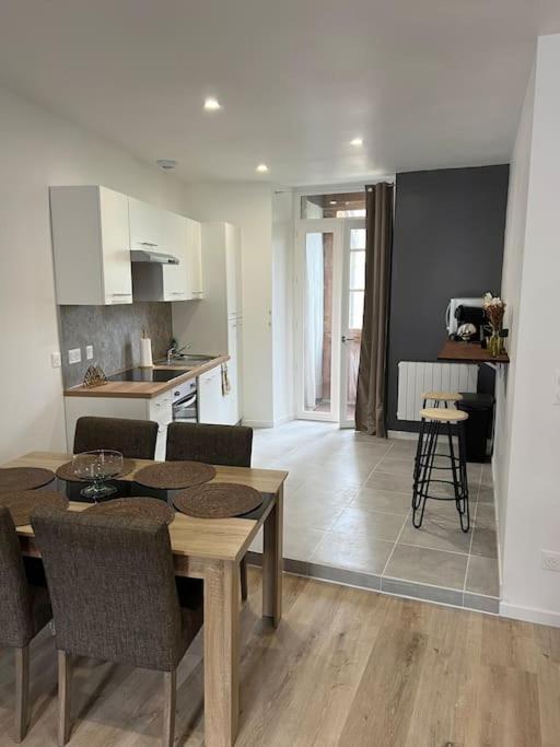 Le Chaleureux Luchonnais Apartamento Bagnères-de-Luchon Exterior foto